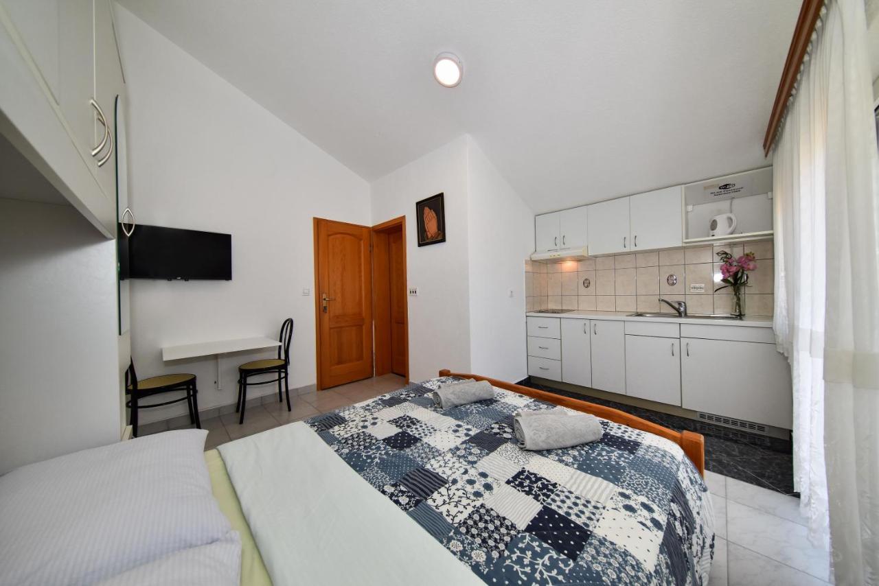 Apartment Ivo Kaurinovic Zaton  Exterior photo